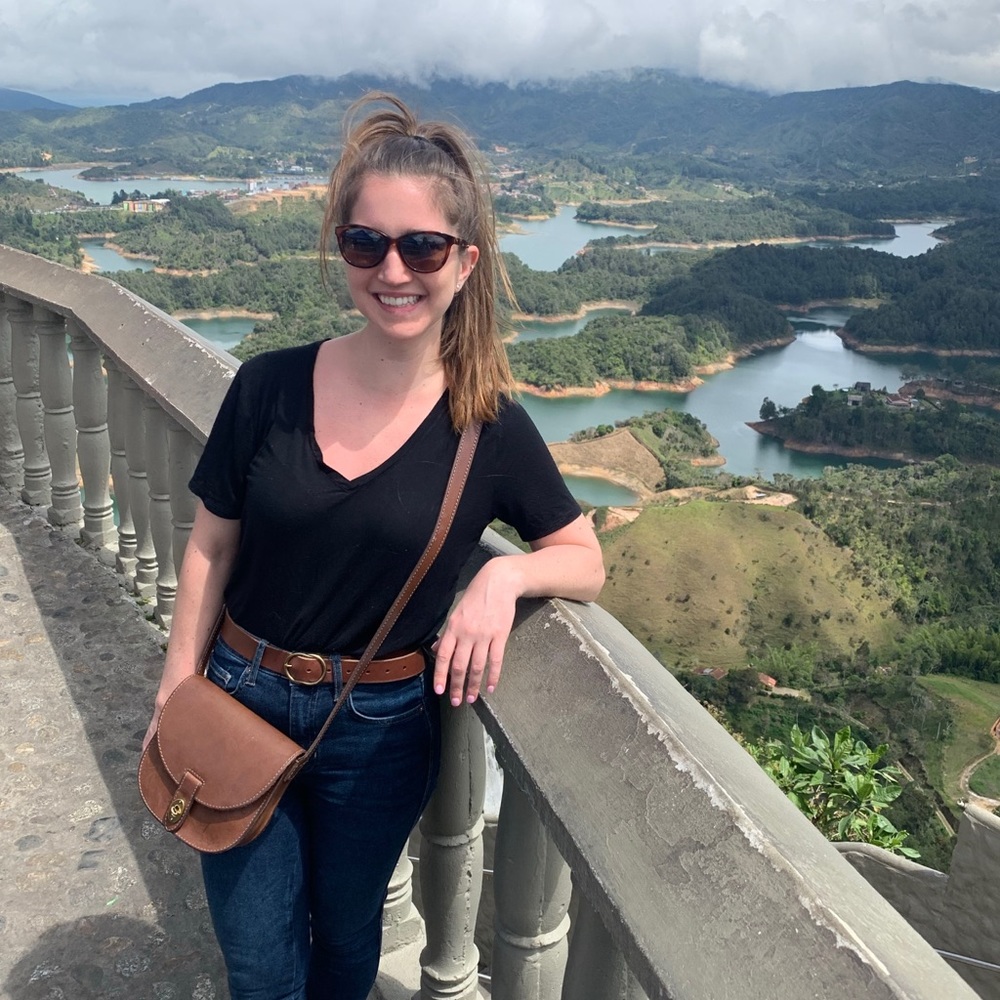 Meet your Posher, Leah